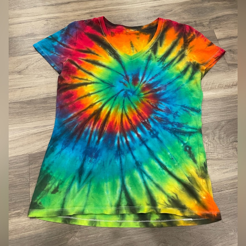 Women’s Tie Dye T-Shirt